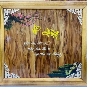IMG_5914 - Edited Tranh Gỗ Treo Tường Vợ Chồng Gỗ Sưa – Khung Gỗ Dổi Vàng G5062