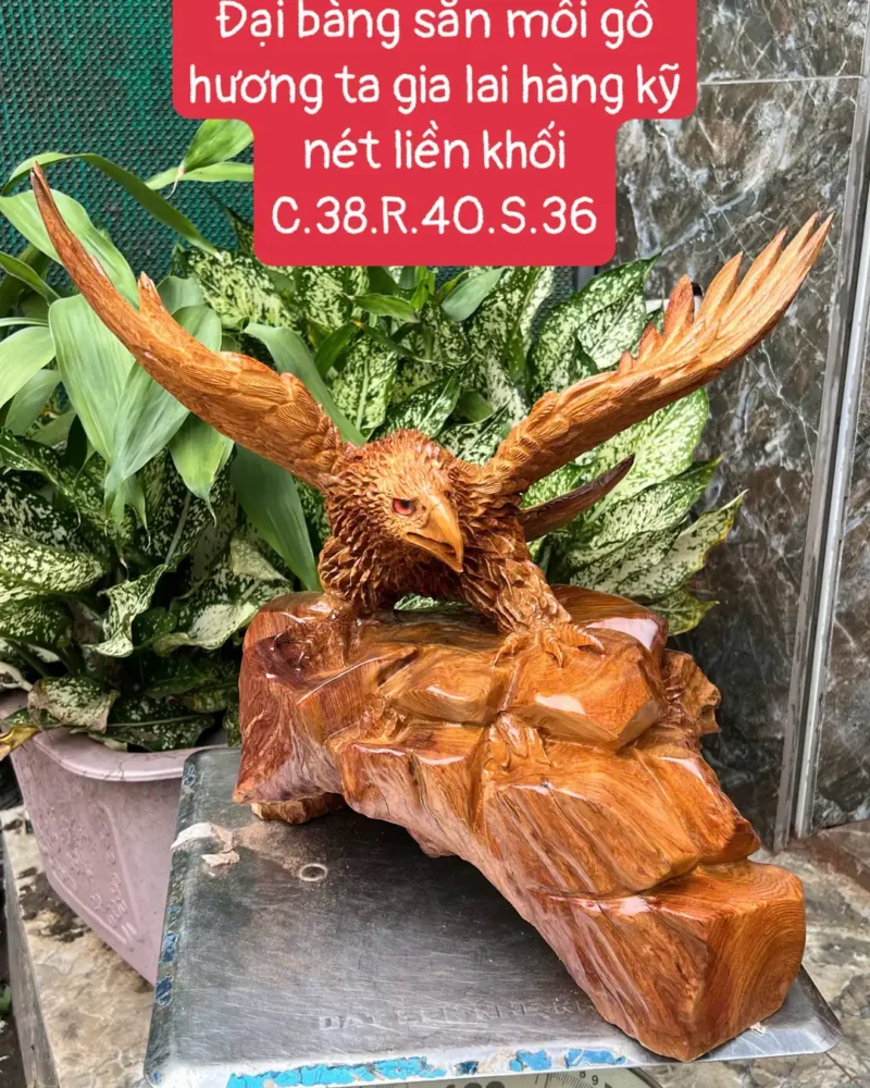 ai-bang-san-G5845-1 Tượng Đại Bàng Săn Mồi Gỗ Hương Ta Gia Lai Hàng Kỹ Nét Liền Khối G5845