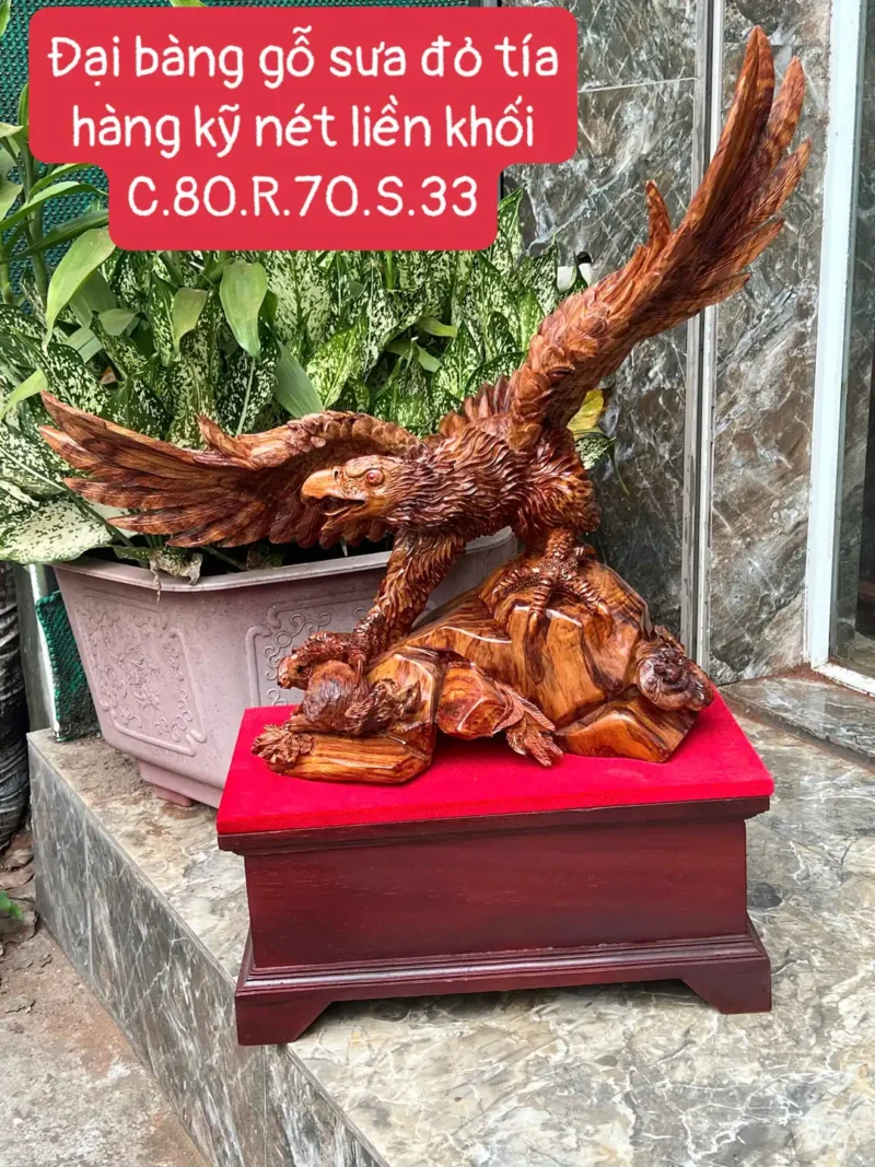 ai-bang-san-G6081-1 Tượng Đại Bàng Săn Mồi Gỗ Sưa Đỏ Tía Hàng Kỹ Nét Liền Khối G6081