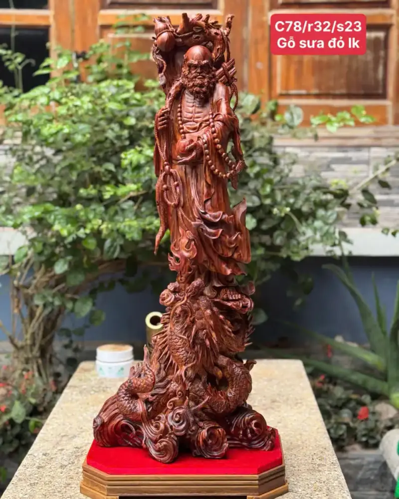 Tượng Đạt Ma Đứng Rồng Gỗ Sưa Bắc Đỏ Liền Khối Hàng Kỹ Nét G5391