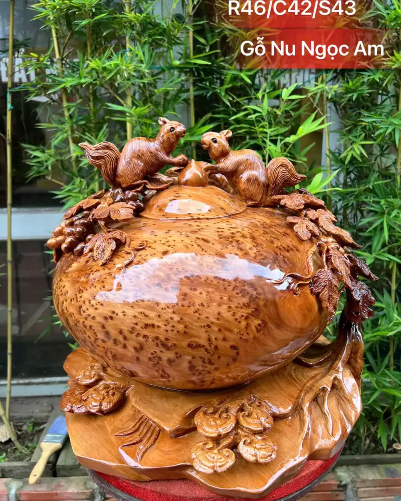 binh-phu-quy-G5599-1 Bình Phú Quý Nho Sóc Gỗ Nu Ngọc Am To Nặng Dầy Kín Nu Liền Khối G5599