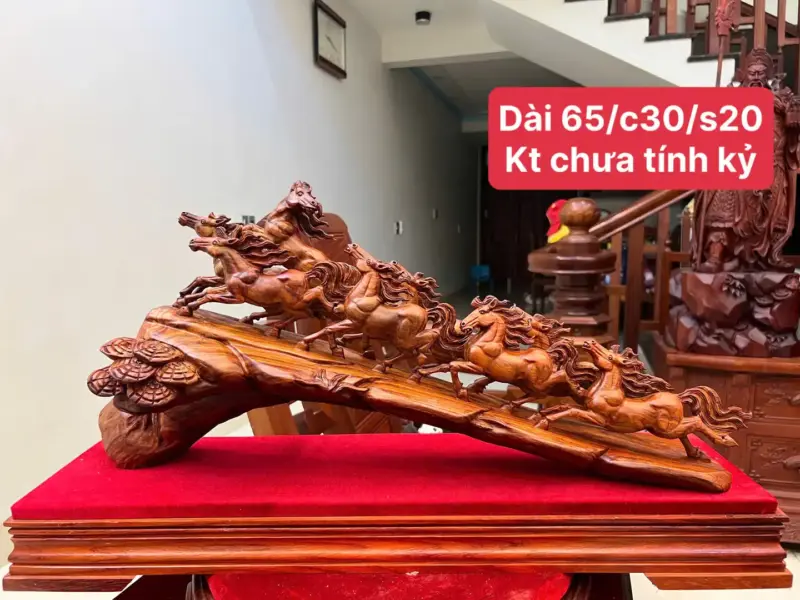 cau-bat-ma-go-sua-bac-G5115-1_Cầu Bát Mã Gỗ Sưa Bắc Liền Khối Hàng Đục Kỹ Đẹp Giá 7.800 Triệu Kích Thước Cao 30cm, Ngang 65cm, Sâu 20cm Tượng Cầu Bát Mã Gỗ Sưa Bắc Liền Khối Hàng Đục Kỹ Đẹp G5115