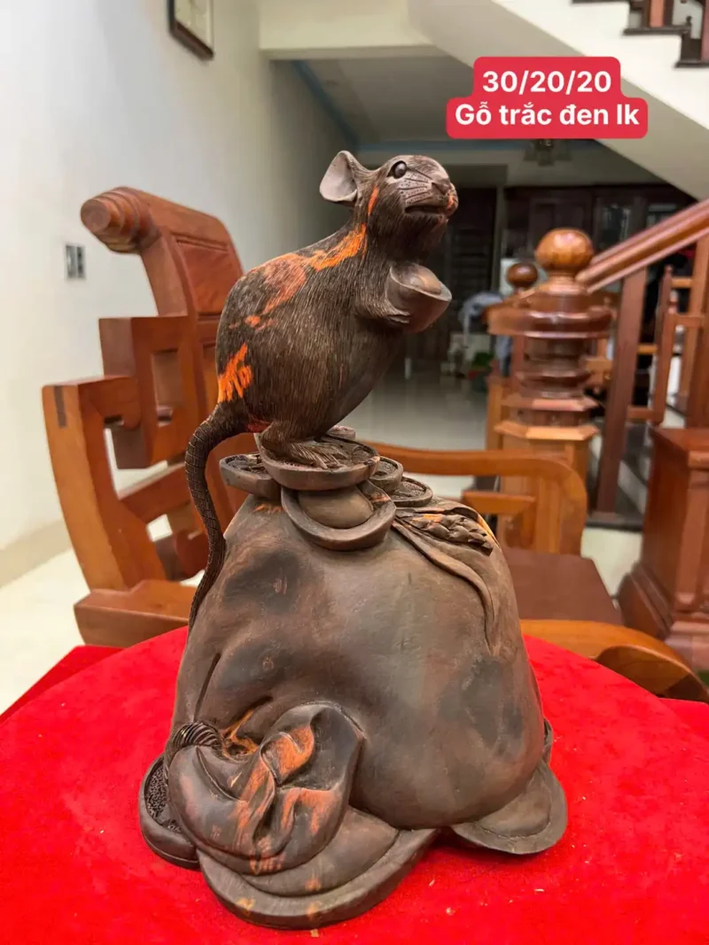 chuot-be-vang-G5982-1 Tượng Chuột Bê Vàng Gỗ Trắc Đen Liền Khối Mộc Đẹp Có Sơn G5982