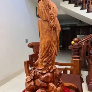 cu-at-ma-ung-nge-go-sua-bac-G5091-8_Cụ Đạt Ma Đứng Ngê Gỗ Sưa Bắc Liền Khối Đục Đẹp Kỹ Sắc Nét Giá 11.300 Triệu Kích Thước Cao 72cm, Ngang 32cm, Sâu 27cm Tượng Cụ Đạt Ma Đứng Nghê Gỗ Sưa Bắc Liền Khối Đục Đẹp Kỹ Sắc Nét G5091