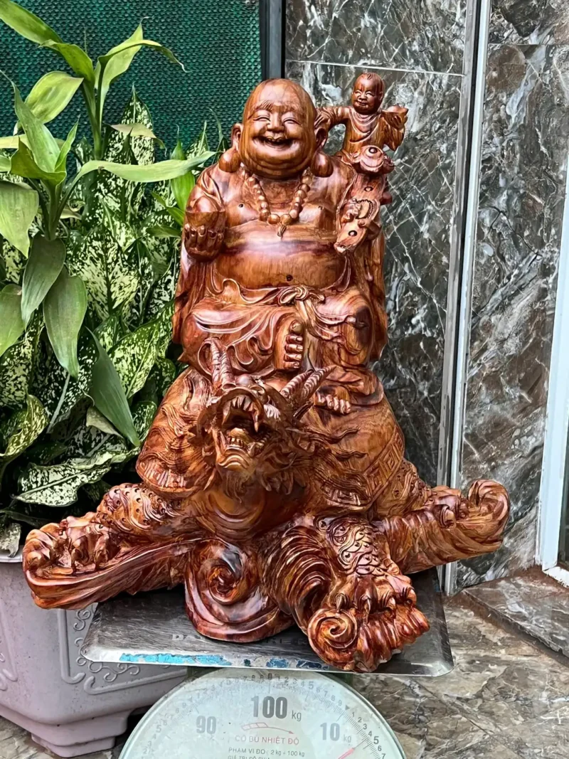 cu-di-lac-G6052-6 Tượng Cụ Di Lạc Cưỡi Long Quy Gỗ Sưa Đỏ Tía Hàng Kỹ Nét Liền Khối G6052