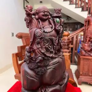 di-lac-tam-phuc-thuan-nghe-go-tu-an-G5116-4_Di Lặc Tam Phúc Thuần Nghê Gỗ Tử Đàn Liền Khối Đục Kỹ Đẹp Giá 6.500 Triệu Kích Thước Cao 50cm, Ngang 30cm, Sâu 15cm Tượng Di Lặc Tam Phúc Thuần Nghê Gỗ Tử Đàn Liền Khối Đục Kỹ Đẹp G5116