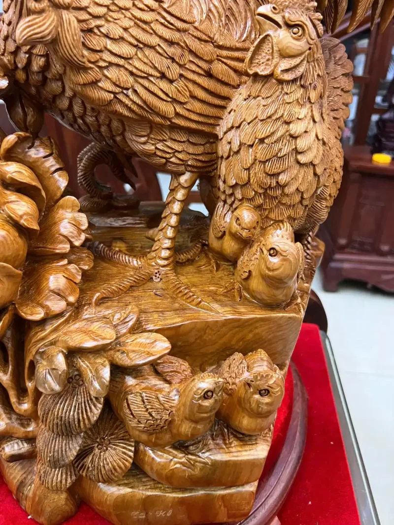 gia-inh-ga-G6002-6 Tượng Gia Đình Gà Gỗ Ngọc Am Liền Khối Hàng Nghệ Nhân Tắc Kê Đục Kỹ Sắc Nét G6002