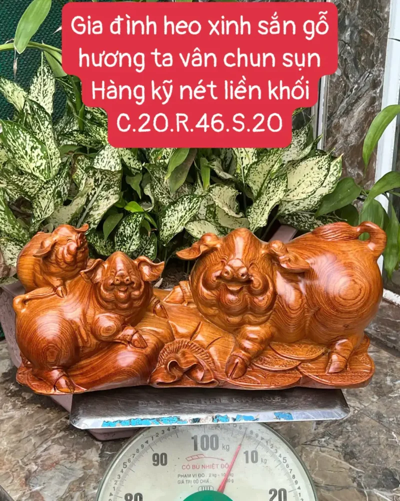 gia-inh-heo-G6063-1 Tượng Gia Đình Heo Gỗ Hương Ta Hàng Kỹ Nét Liền Khối G6063