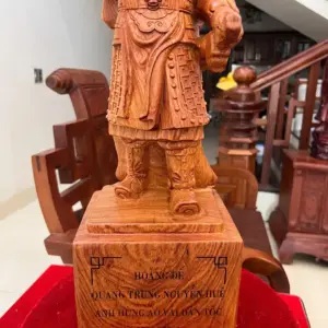 hoang-e-quang-trung-go-huong-a-G5063-5_Hoàng Đế Quang Trung Gỗ Hương Đá Liền Khối Giá 3.500 Triệu Kích Thước Cao 59cm, Ngang 18cm, Sâu 16cm Tượng Hoàng Đế Quang Trung Gỗ Hương Đá Liền Khối G5063
