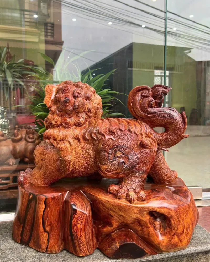 nghe-tai-loc-G6093-1 Tượng Nghê Tài Lộc Cẩm Hàng Đục Kỹ Sắc Nét Tặng Kèm Kỷ G6093