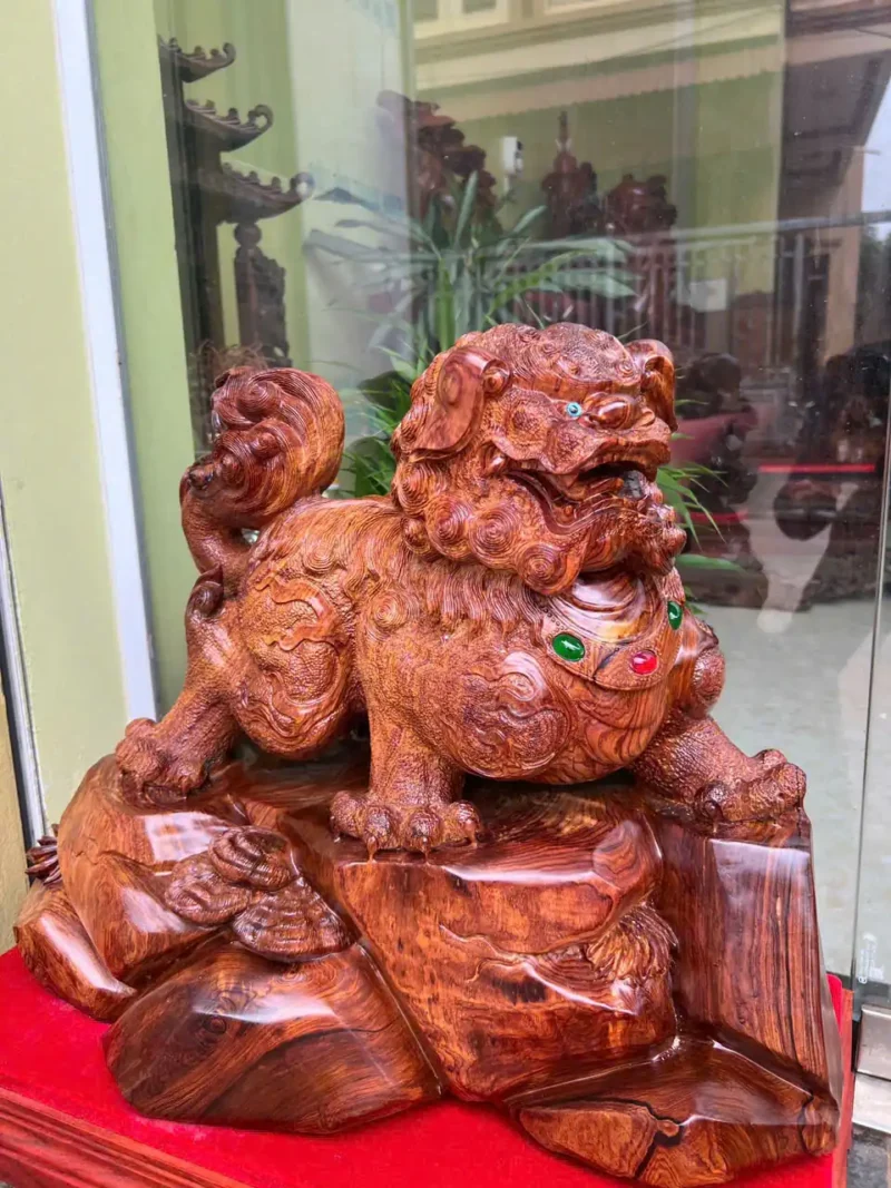 nghe-tai-loc-G6093-2 Tượng Nghê Tài Lộc Cẩm Hàng Đục Kỹ Sắc Nét Tặng Kèm Kỷ G6093