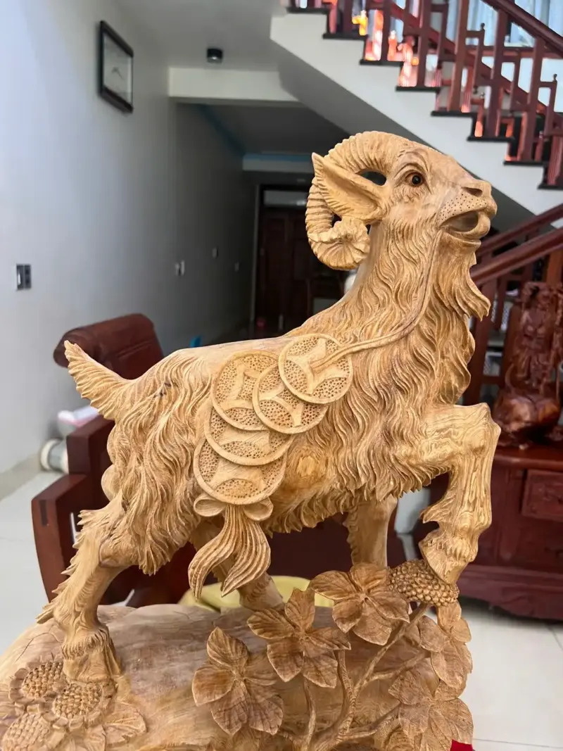 nhat-duong-go-ngoc-am-G5074-3_Nhất Dương Gỗ Ngọc Am Chất Gỗ Già Nặng Mộc Đẹp Giá 4.600 Triệu Kích Thước Cao 62cm, Ngang 40cm, Sâu 26cm Tượng Nhất Dương Gỗ Ngọc Am Chất Gỗ Già Nặng Mộc Đẹp Liền Khối G5074