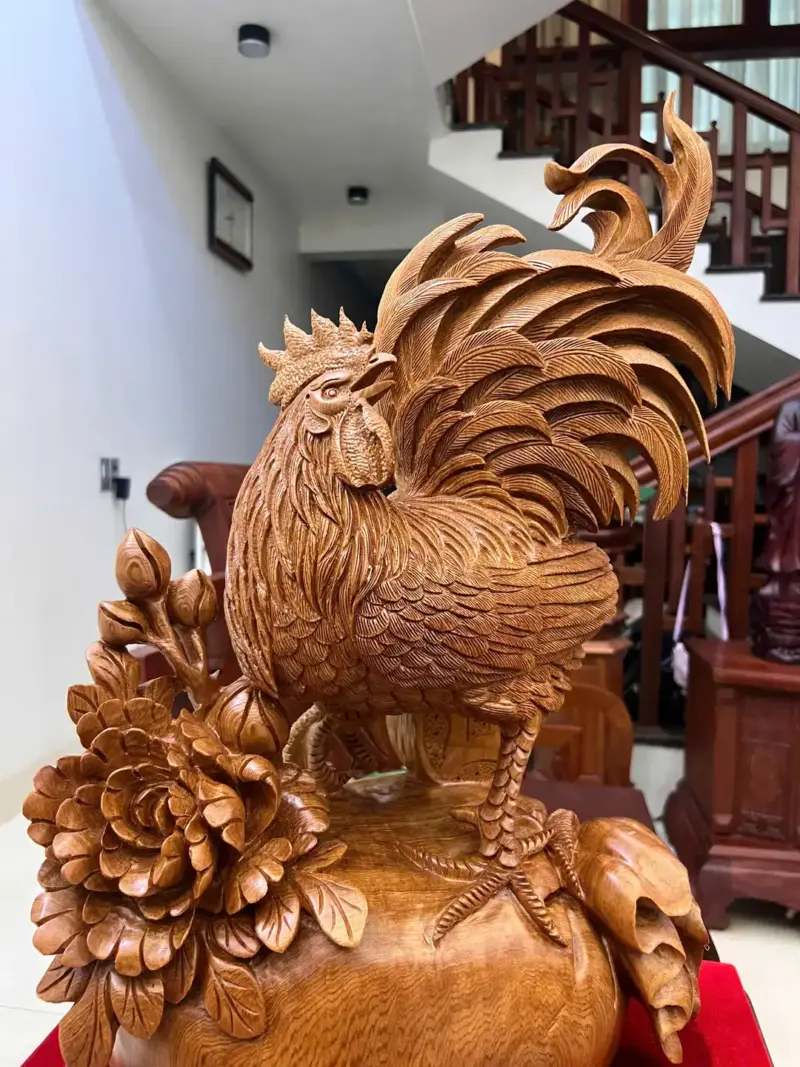 nhat-ke-ung-bao-tien-go-ngoc-am-G5101-5_Nhất Kê Đứng Bao Tiền Gỗ Ngọc Am Hàng Kỹ Liền Khối Giá 5 Tr Kích Thước Cao 60cm, Ngang 37cm, Sâu 20cm Tượng Nhất Kê Đứng Bao Tiền Gỗ Ngọc Am Hàng Kỹ Liền Khối G5101