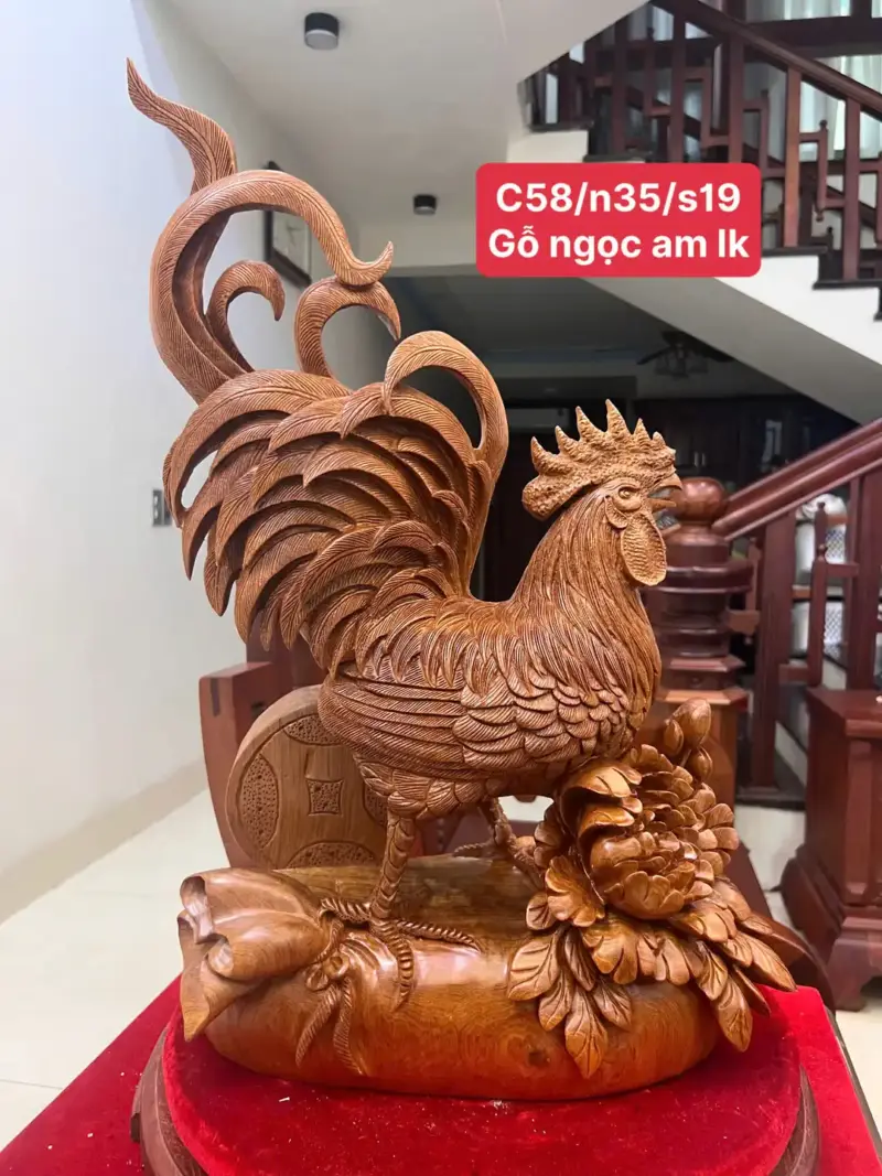 nhat-ke-ung-bao-tien-go-ngoc-am-G5135-1_Nhất Kê Đứng Bao Tiền Gỗ Ngọc Am Liền Khối Giá 4.500 Triệu Kích Thước Cao 58cm, Ngang 35cm, Sâu 19cm Tượng Nhất Kê Đứng Bao Tiền Gỗ Ngọc Am Liền Khối G5135