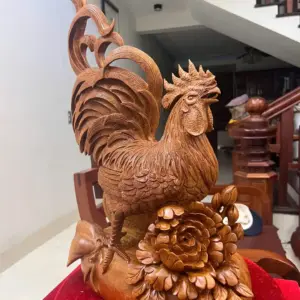 nhat-ke-ung-bao-tien-go-ngoc-am-G5135-3_Nhất Kê Đứng Bao Tiền Gỗ Ngọc Am Liền Khối Giá 4.500 Triệu Kích Thước Cao 58cm, Ngang 35cm, Sâu 19cm Tượng Nhất Kê Đứng Bao Tiền Gỗ Ngọc Am Liền Khối G5135