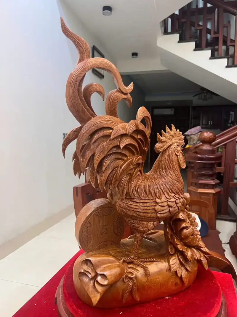 nhat-ke-ung-bao-tien-go-ngoc-am-G5135-4_Nhất Kê Đứng Bao Tiền Gỗ Ngọc Am Liền Khối Giá 4.500 Triệu Kích Thước Cao 58cm, Ngang 35cm, Sâu 19cm Tượng Nhất Kê Đứng Bao Tiền Gỗ Ngọc Am Liền Khối G5135