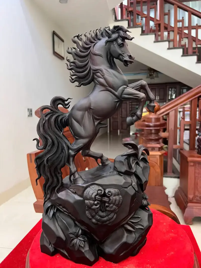 nhat-ma-phi-G5522-2 Tượng Nhất Mã Phi Thiên Gỗ Trắc Đen Liền Khối Hàng Kỹ Nét G5522