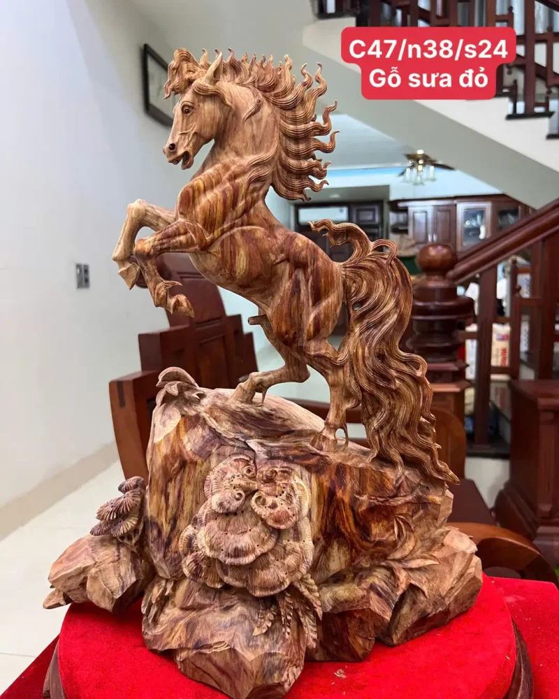 nhat-ma-phi-G6027-1 Tượng Nhất Mã Phi Thiên Gỗ Sưa Đỏ Hàng Kỹ Vân Đẹp Có Sơn G6027