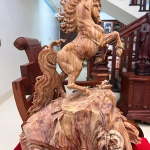 nhat-ma-phi-G6027-5 Tượng Nhất Mã Phi Thiên Gỗ Sưa Đỏ Hàng Kỹ Vân Đẹp Có Sơn G6027