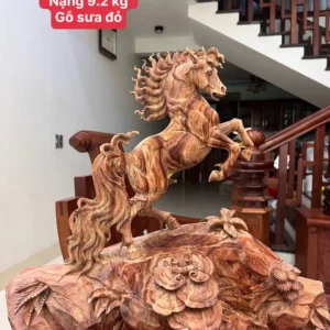 nhat-ma-phi-G6072-1 Tượng Nhất Mã Phi Thiên Gỗ Sưa Đỏ Đế To Đẹp Siêu Vân Có Sơn G6072