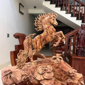 nhat-ma-phi-G6072-2 Tượng Nhất Mã Phi Thiên Gỗ Sưa Đỏ Đế To Đẹp Siêu Vân Có Sơn G6072