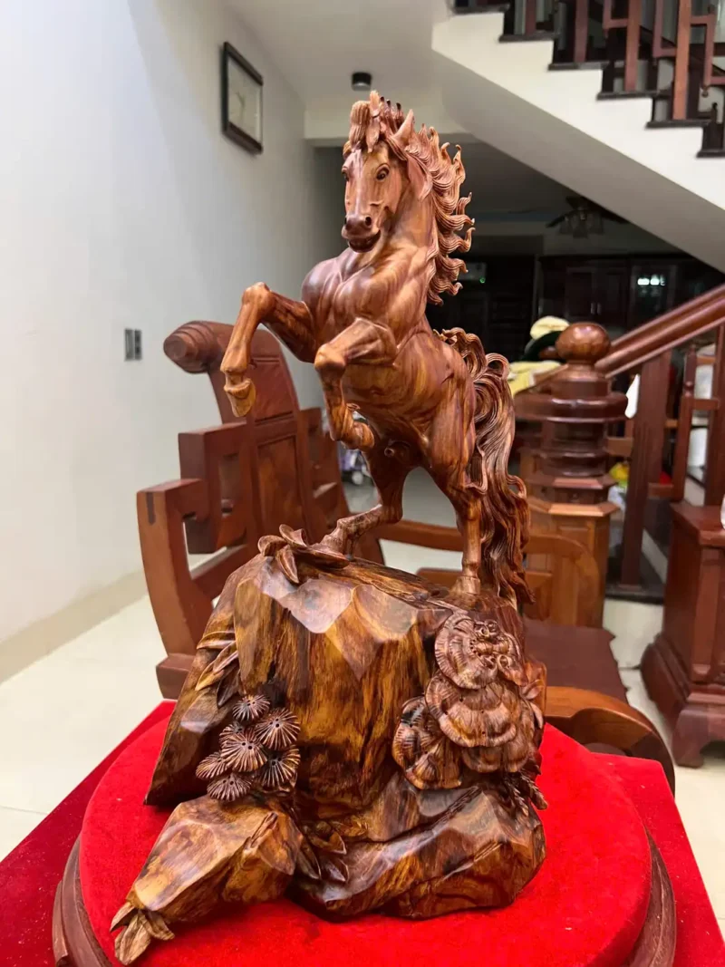 nhat-ma-phi-G6096-6 Tượng Nhất Mã Phi Thiên Gỗ Sưa Bắc Vân Tím Lịm Hàng Kỹ G6096