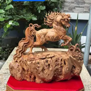 nhat-ma-thong-dong-go-nu-ngoc-G5780-1 Tượng Nhất Mã Thong Dong Gỗ Nu Ngọc Am Liền Khối Hàng Kỹ Nét Gai Nu Tự Nhiên G5780