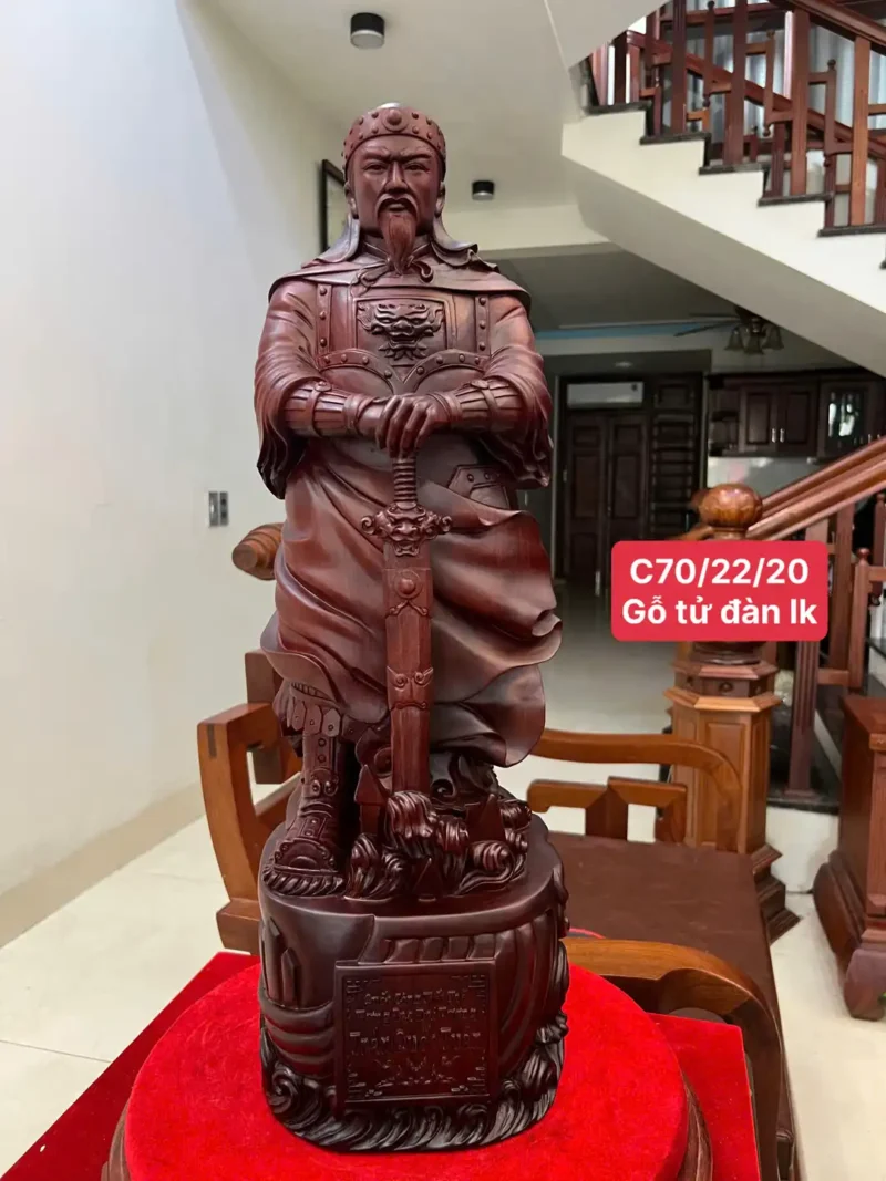 tran-quoc-tuan-G6036-1 Tượng Trần Quốc Tuấn Chống Kiếm Gỗ Tử Đàn Liền Khối G6036