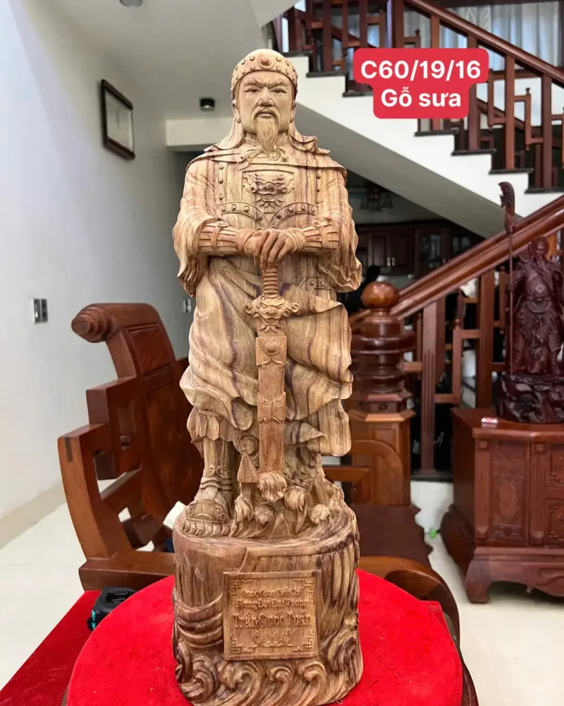 tran-quoc-tuan-G6100-1 Tượng Trần Quốc Tuấn Gỗ Sưa Vân Đẹp Có Sơn G6100
