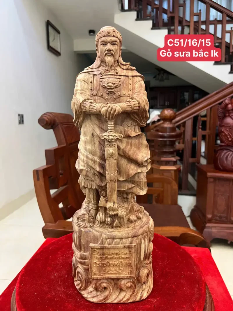 tran-quoc-tuan-G6107-1 Tượng Trần Quốc Tuấn Gỗ Sưa Bắc Mộc Đẹp Có Sơn G6107