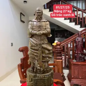 tran-quoc-tuan-chong-kiem-go-trac-xanh-G5139-1_Trần Quốc Tuấn Chống Kiếm Gỗ Trắc Xanh Đẹp Víp Giá 15.500 Triệu Kích Thước Cao 81cm, Ngang 27cm, Sâu 25cm Tượng Trần Quốc Tuấn Chống Kiếm Gỗ Trắc Xanh Đẹp Víp Liền Khối G5139