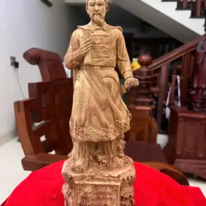 tran-quoc-tuan-go-sua-bac-G5081-2_Trần Quốc Tuấn Gỗ Sưa Bắc Lk Giá 3900 Triệu Kích Thước Cao 40cm, Ngang 13cm, Sâu 11cm Tượng Trần Quốc Tuấn Gỗ Sưa Bắc Liền Khối G5081