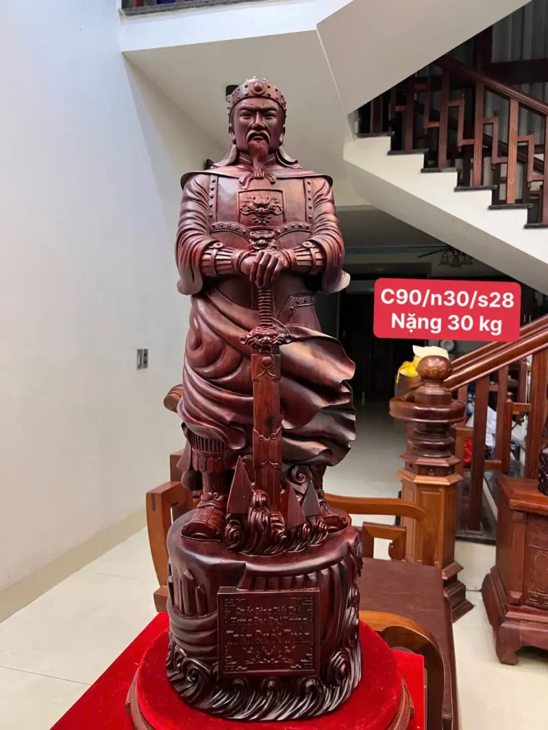 tuong-tran-quoc-G6040-1 Tượng Trần Quốc Tuấn Chống Kiếm Gỗ Tử Đàn Liền Đẹp G6040
